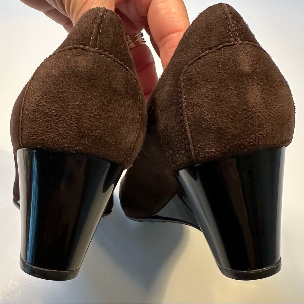 Tod’s Brown Suede Demi-Wedge Pumps US 7 - Picture 6 of 12